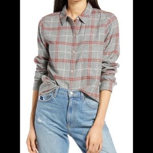 Flannel plaid button up shirt